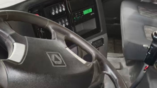 رافعة شاحنة XCMG QY80K5D 2022 – ذراع هيدروليكي مستقيم – ثقل موازنة 25 طن – أفضل سعر